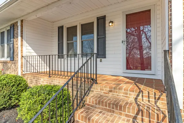 26 Ashley Ct, Inman, SC 29349