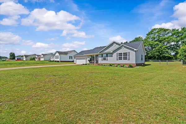 371 Smithview DR, Chesnee, SC 29323