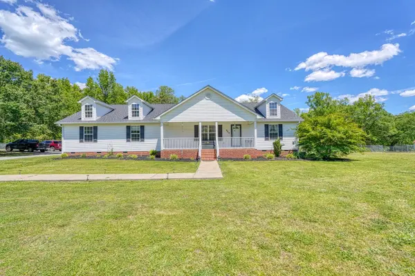 909 Rocky Ridge RD, Enoree, SC 29335