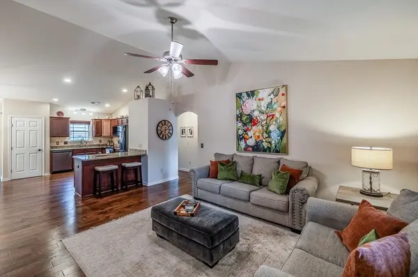 653 Chartwell DR, Greer, SC 29650