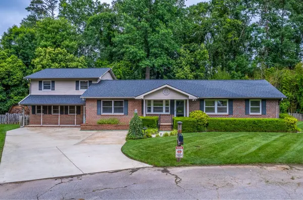 2250 Hickory DR, Spartanburg, SC 29302