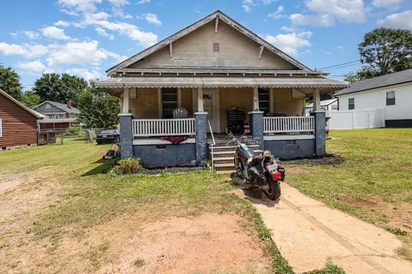 41 Chestnut ST, Startex, SC 29377