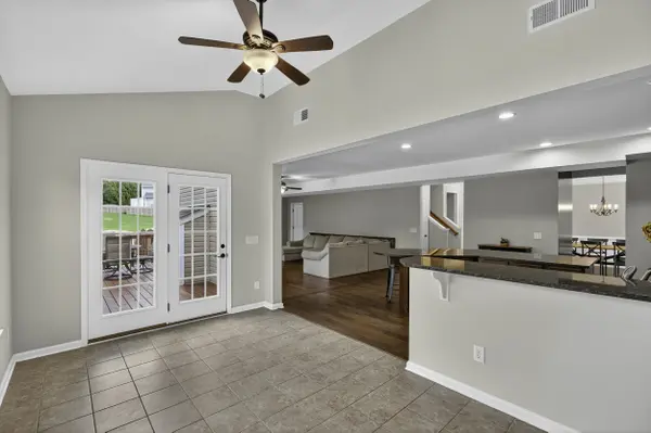 221 Wateree WAY, Simpsonville, SC 29680