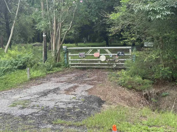 625 W Ralph Lane RD, Timmonsville, SC 29161