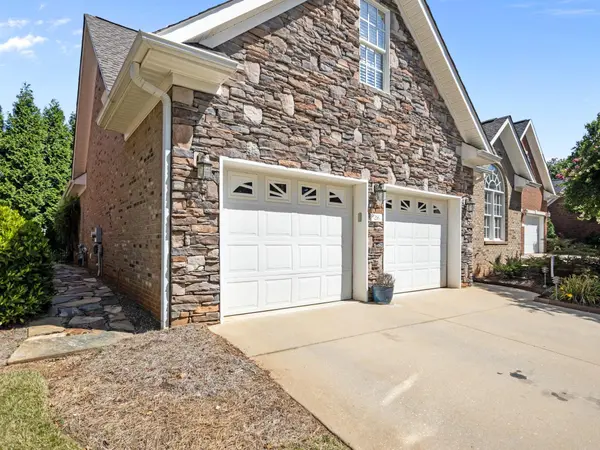 216 Arbours Commons CT, Spartanburg, SC 29307-2523