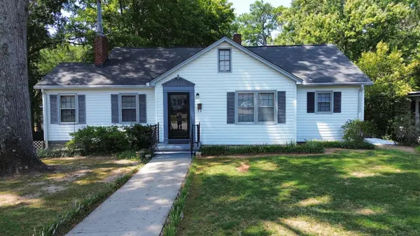 904 S Limestone St, Gaffney, SC 29340