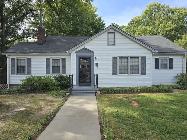 904 S Limestone St, Gaffney, SC 29340