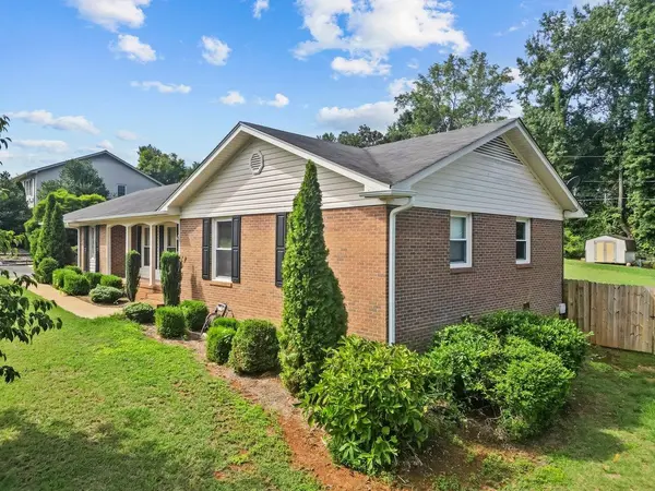 250 Brookfield Rd, Roebuck, SC 29376