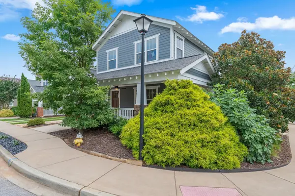 2 Seawright LN, Greenville, SC 29605