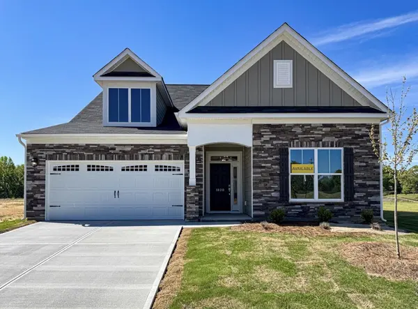 1820 Betsy Ross DR,  Moore,  SC 29369