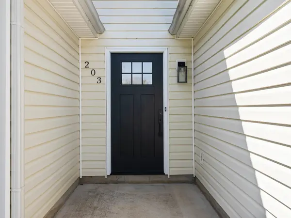 203 Basswood DR, Roebuck, SC 29376