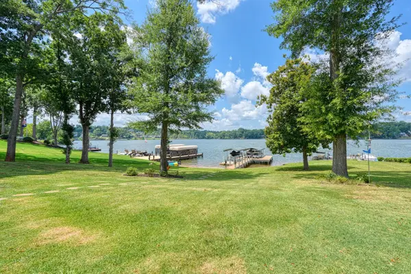 454 Chapman DR, Inman, SC 29349