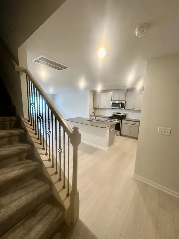 919 Powder Creek Dr DR, Reidville, SC 29375