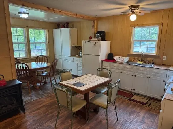 163 Hunters TRL, Whitmire, SC 29178
