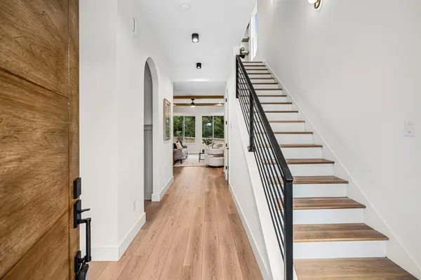 107 Taylor ST, Greenville, SC 29601
