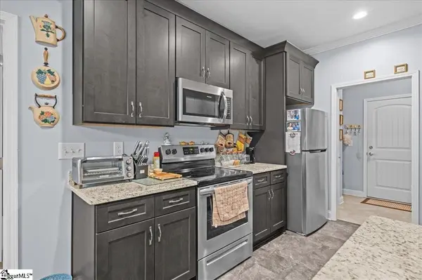 166 Page Creek BLVD, Landrum, SC 29356