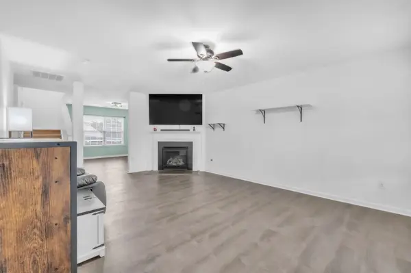 719 Dottie DR, Boiling Springs, SC 29316