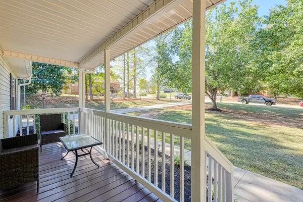 104 Breezy Hill LN, Woodruff, SC 29388