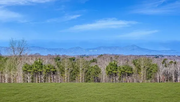 49 Sunriff CT, Greer, SC 29651