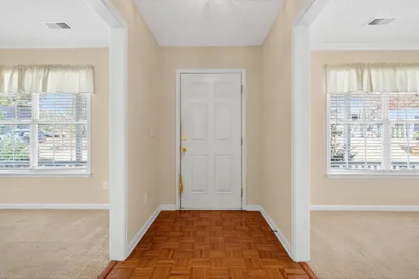353 Marble LN, Boiling Springs, SC 29316