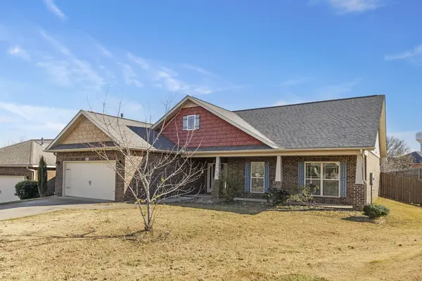 214 Golden Pond CT, Roebuck, SC 29376