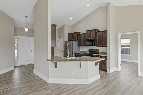 214 Golden Pond CT, Roebuck, SC 29376