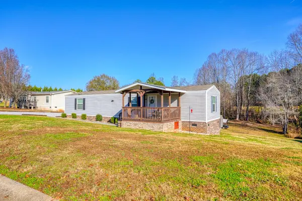 739 E Fleming Farm DR, Inman, SC 29349
