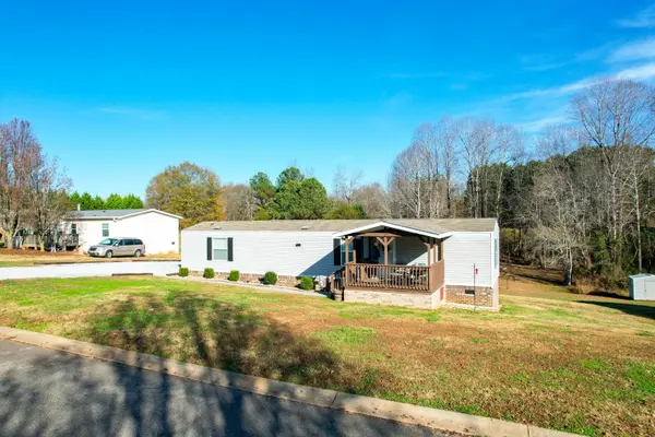 739 E Fleming Farm DR, Inman, SC 29349