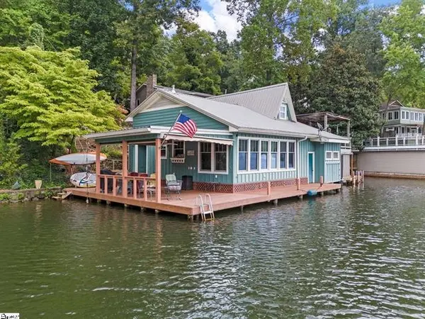 1200 E Lakeshore DR, Landrum, SC 29356