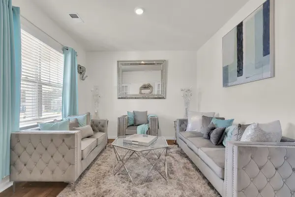 18 Plumwood St, Simpsonville, SC 29680