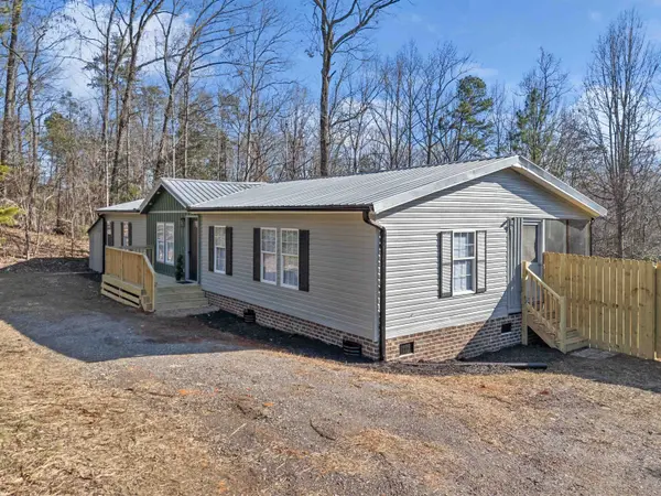 371 Forest Dale RD, Marietta, SC 29661-9015