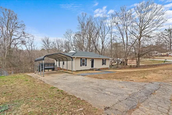 326 Millbank RD, Wellford, SC 29385