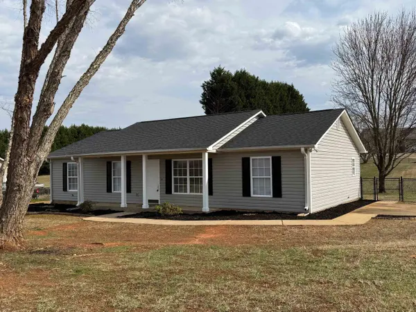 553 Burnetts RD, Chesnee, SC 29323