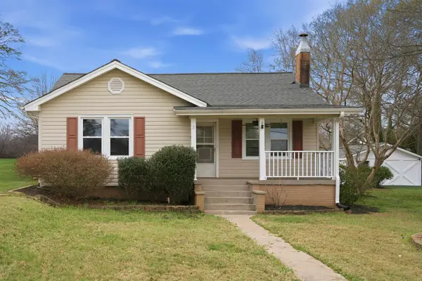 3 Littlejohn ST, Inman, SC 29349