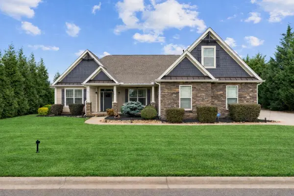 112 Providence Point LN, Wellford, SC 29385