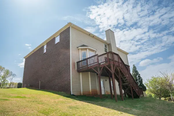 131 Walkers Bluff RD, Boiling Springs, SC 29316