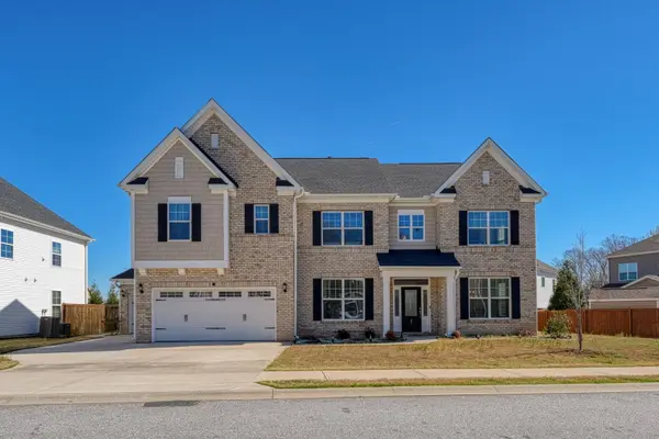 47 Caventon DR, Simpsonville, SC 29681