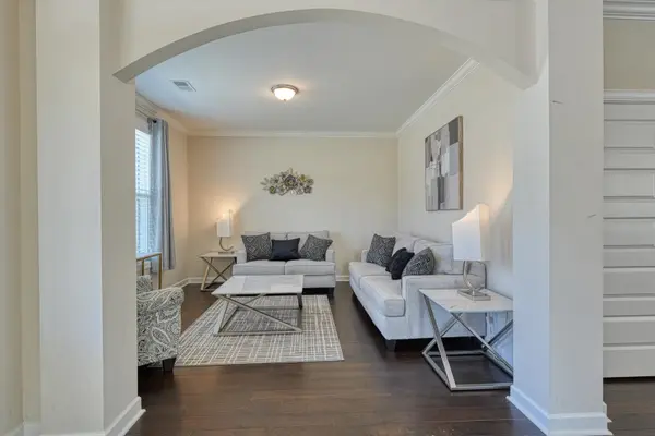 47 Caventon DR, Simpsonville, SC 29681