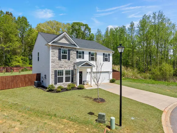 727 Chesterfield CT, Boiling Springs, SC 29316