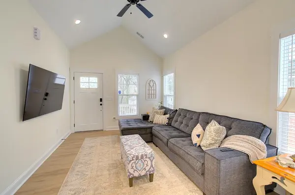 11 Baxter ST, Greenville, SC 29607