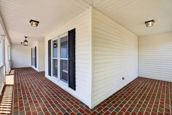 551 Moores Crossing XING, Roebuck, SC 29376