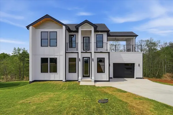 136 Current DR, Greenville, SC 29611