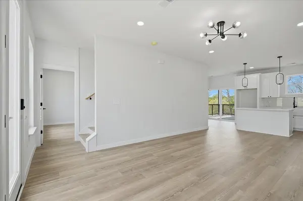 136 Current DR, Greenville, SC 29611