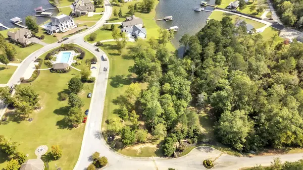 326 Watersedge DR, Cross Hill, SC 29332