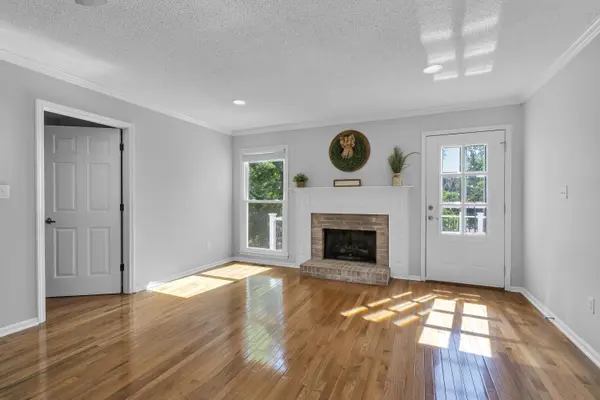 162 Woodcreek DR, Spartanburg, SC 29303