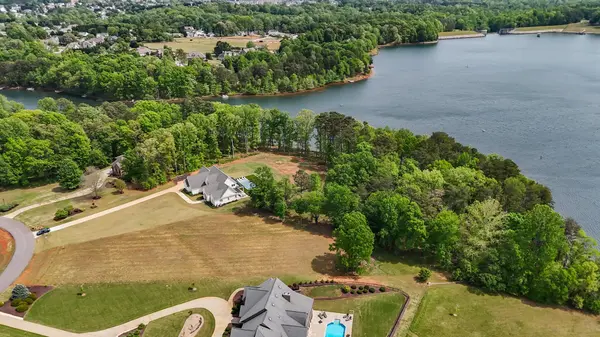 121 Shore VIS, Greer, SC 29651