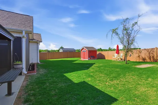 324 Meadowpark LN, Duncan, SC 29334