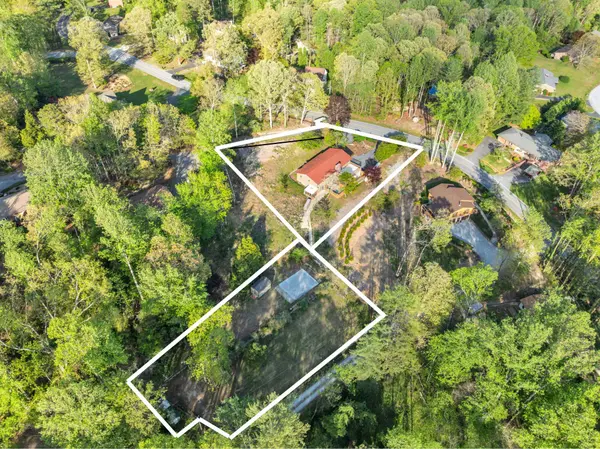 143 Burge Mountain RD, Hendersonville, NC 28792