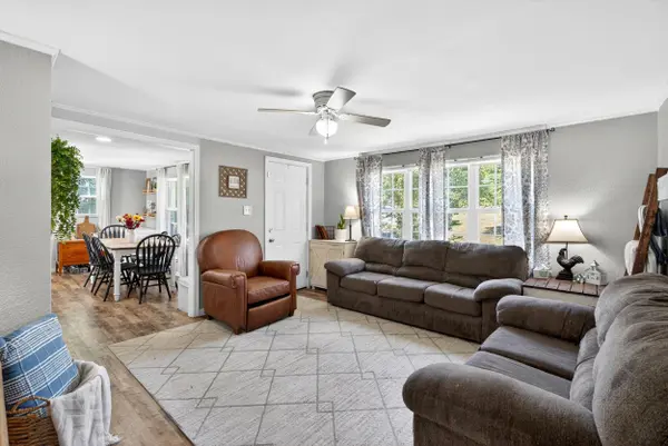 210 Sunnyside DR, Greer, SC 29651