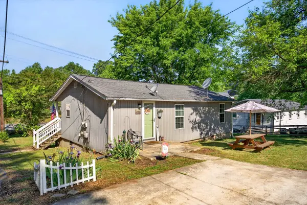 210 Sunnyside DR, Greer, SC 29651